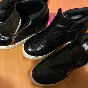 COPY - Steve Madden girls boots